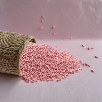 Guter Preis Einfache Sammlung 100% natürlicher, ausfließbarer Pfirsich-Katz-Wurf, schnell klumpender Katzen-Toiletten Sand Online