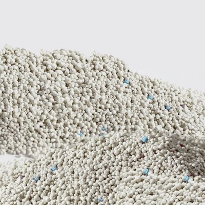 Arena Sanitaria Premium a Base de Bentonita Sódica para Gatos, Aglutinación Rápida, Baja Generación de Polvo, Fuerte Control de Olores