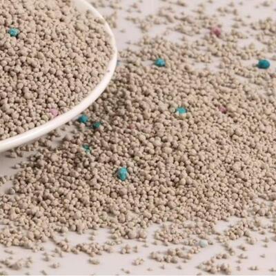 Natural Sodium Bentonite Strong Clumping Low Tracking Pet Safe Cat Litter